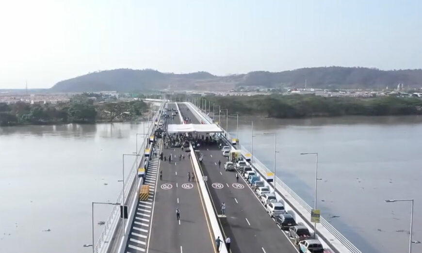 Viaducto hacia La Aurora de Daule, en el sector de La Joya. Foto captura de video.