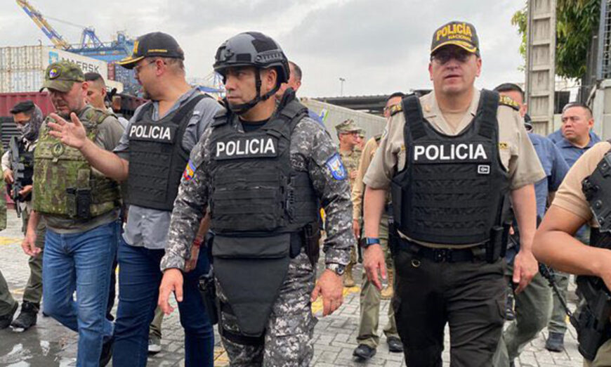 Allanamientos masivos son supervisados por Ministros de Defensa e Interior. Foto de X de Ministerio de Defensa Nacional del Ecuador.