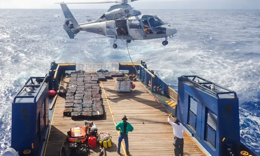 Armada Francesa Ecuatoriano Cocaina