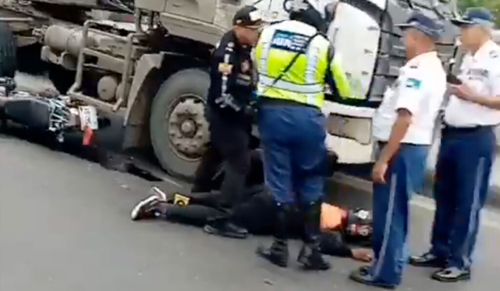 Motorizado muere perimetral