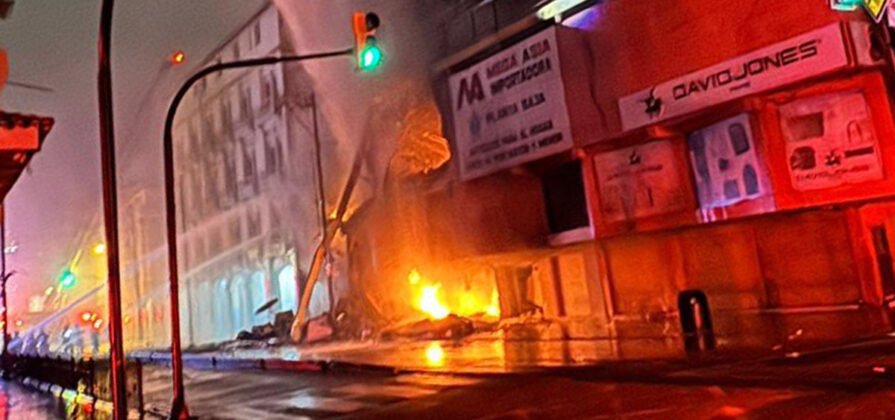 Incendio Guayaquil continua