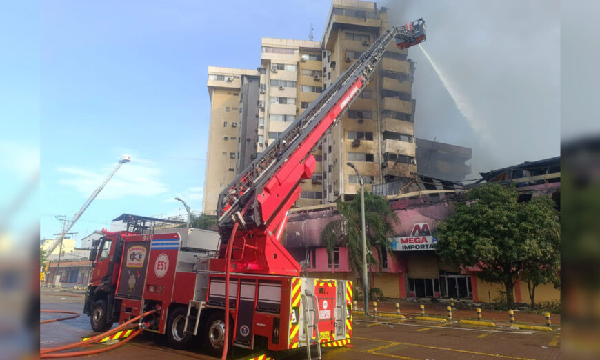 Incendio edificio Multicomercio