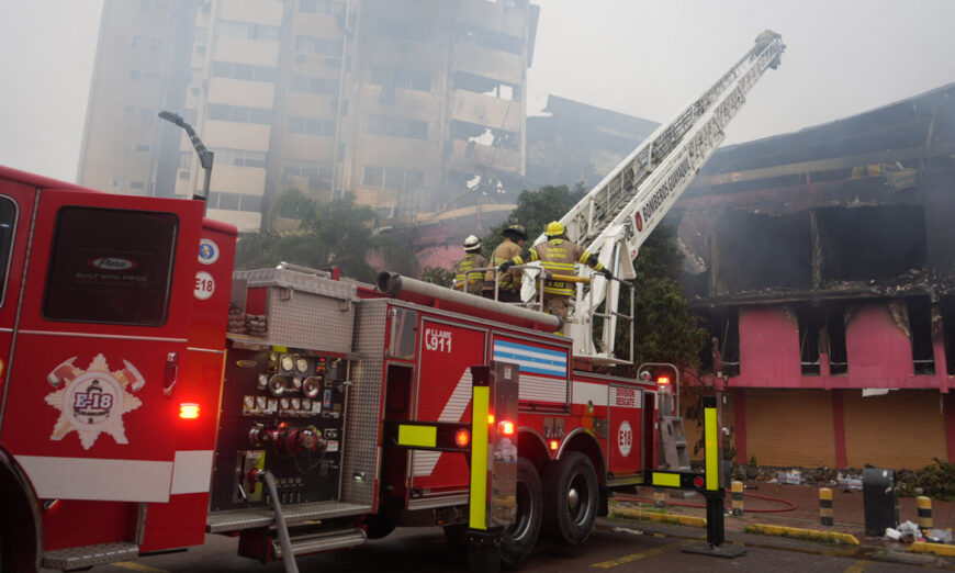 Incendio centro de guayaquil